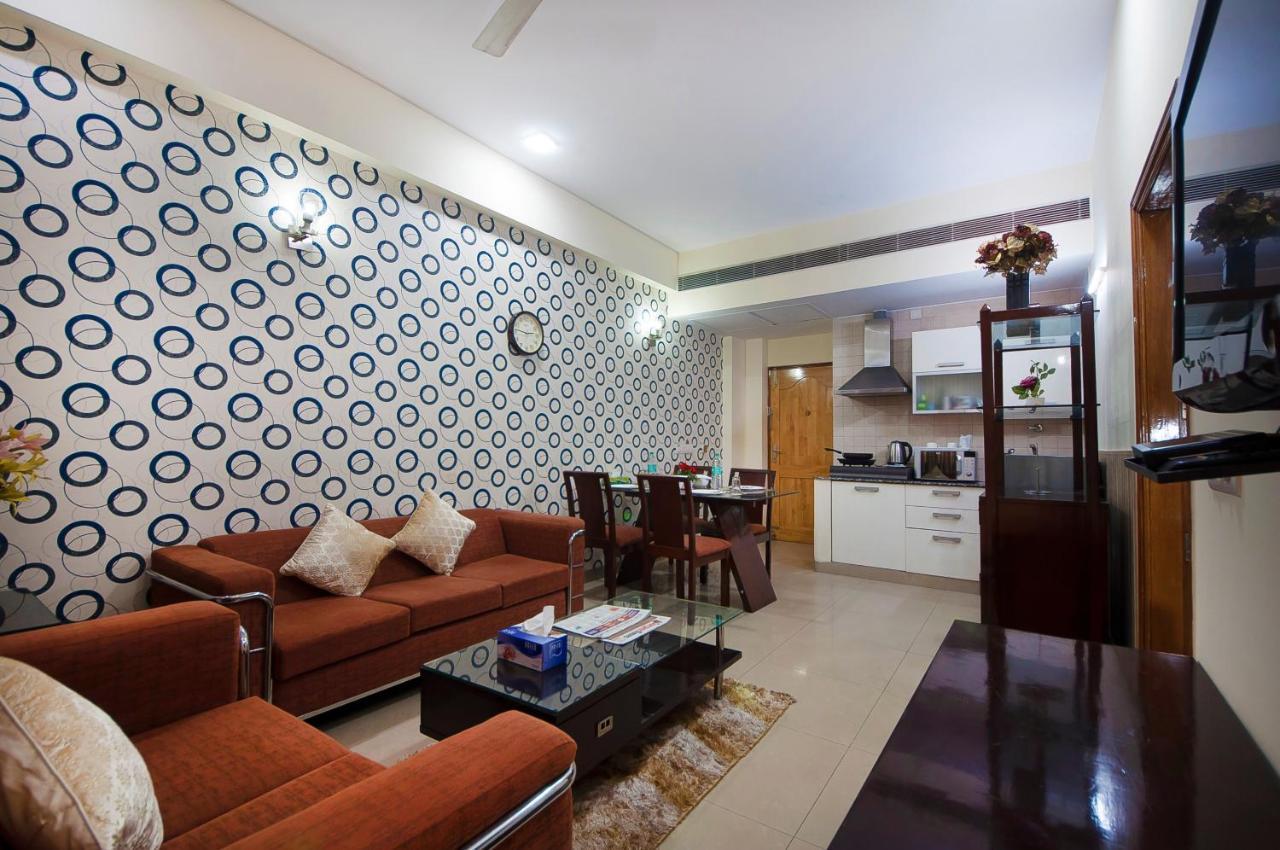 Imperial Apartments Huda City グルガウン エクステリア 写真