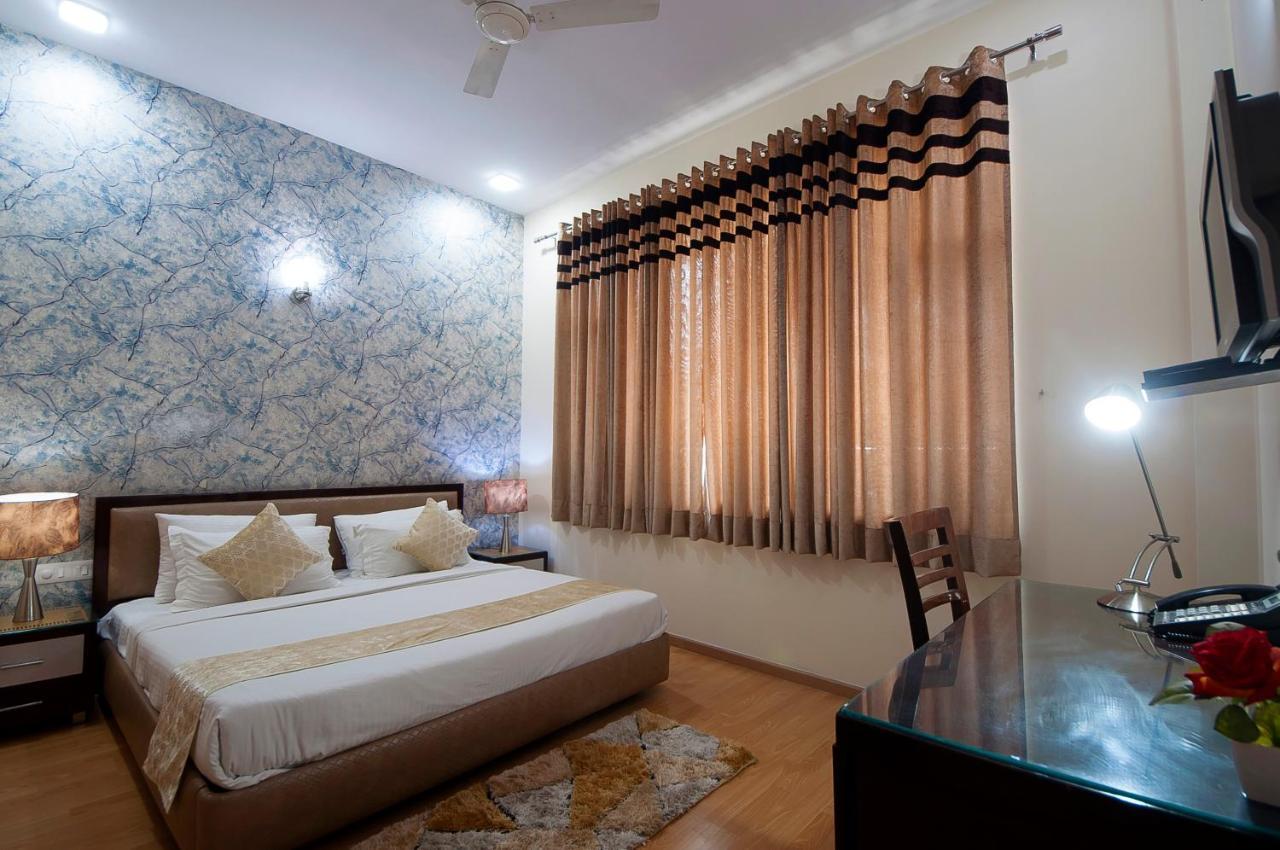 Imperial Apartments Huda City グルガウン エクステリア 写真